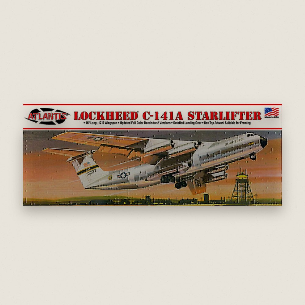 Plastic Model Kit, Lockheed C-141 Starlifter - Atlantis Models