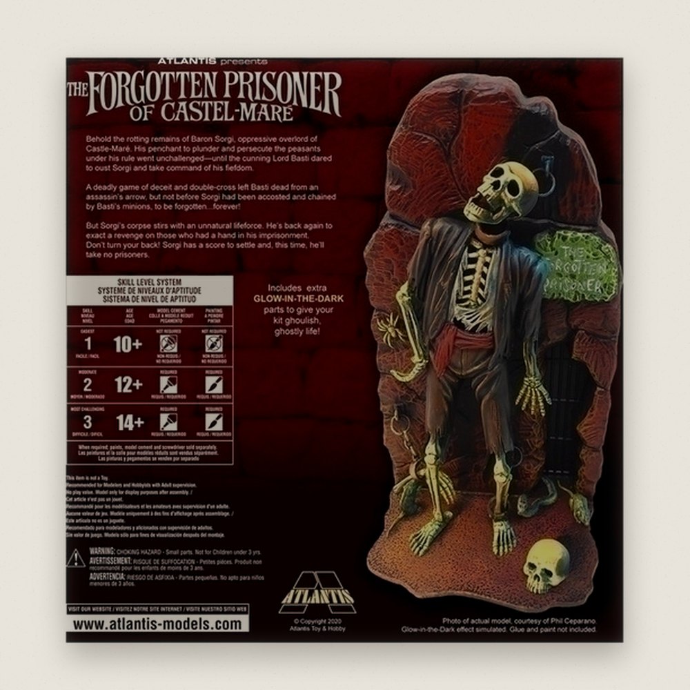 Glow Edition Forgotten Prisoner of Castel Mare, 1/8 Plastic Model - Atlantis Models