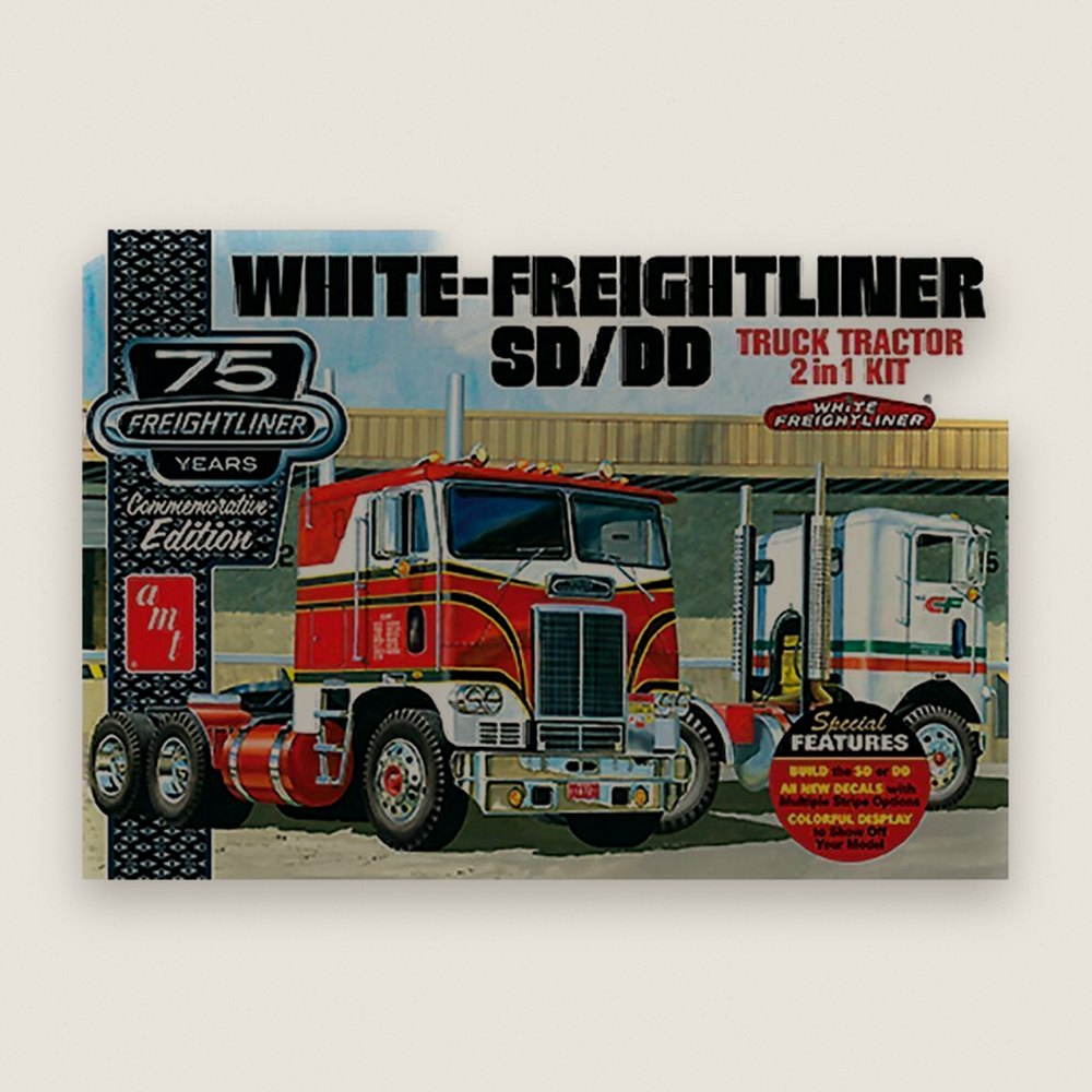 Plastic Model Kit: Freightliner 2-in-1 Single/Dual Tractor Wh, 1/25 - AMT
