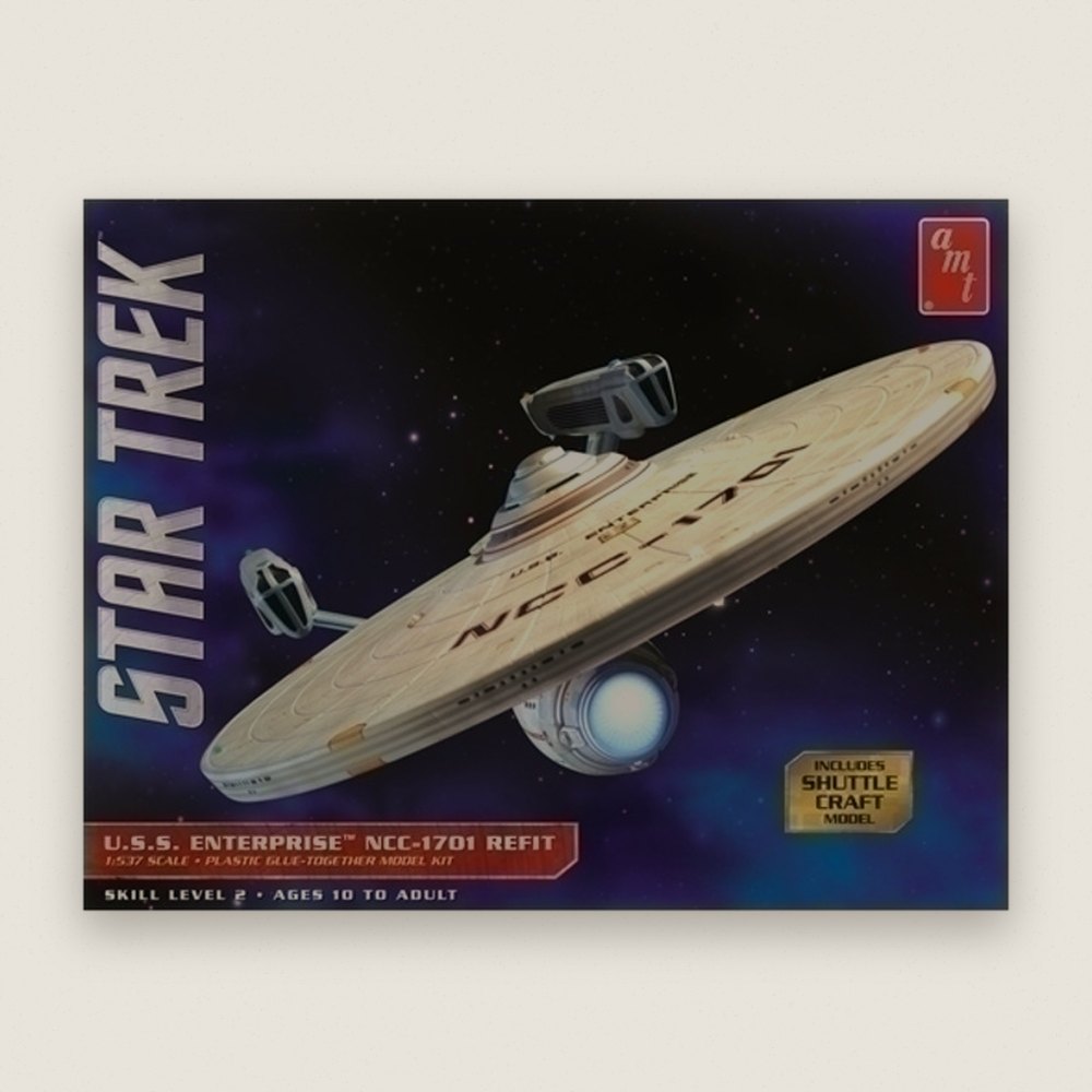Plastic Model Kit: Star Trek USS Enterprise NCC-1701 Refit, 1:537 Scale - AMT