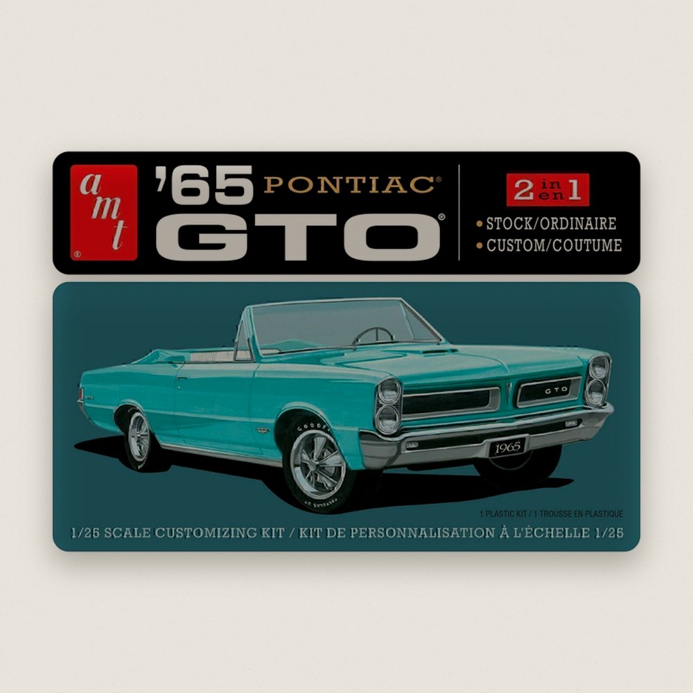 Plastic Model Kit: 1965 Pontiac GTO, 1/25 - AMT
