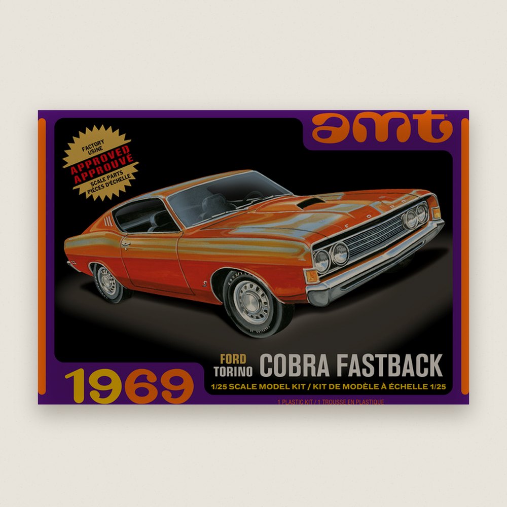 Plastic Model Kit: 1969 F0rd Torino Cobra Fastback, 1/25 - AMT