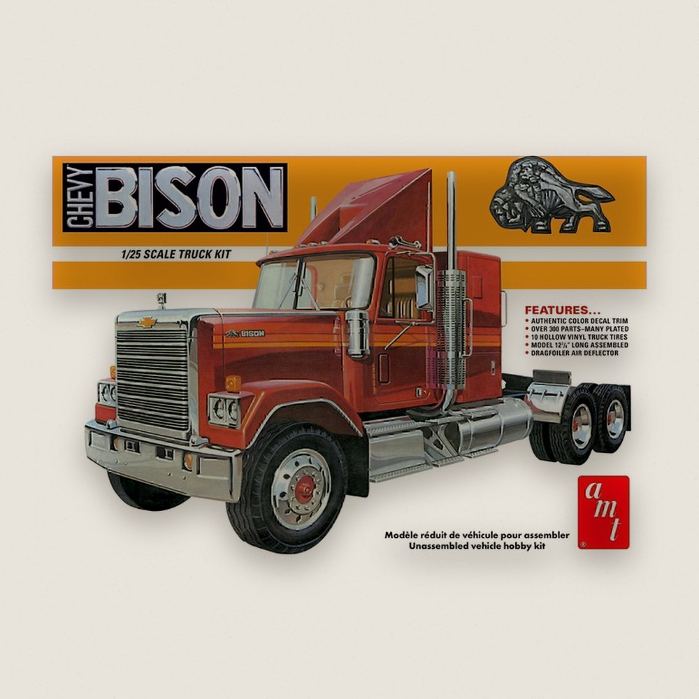 Plastic Model Kit, Chevy Bison Conventional Tractor, 1:25 Scale - AMT