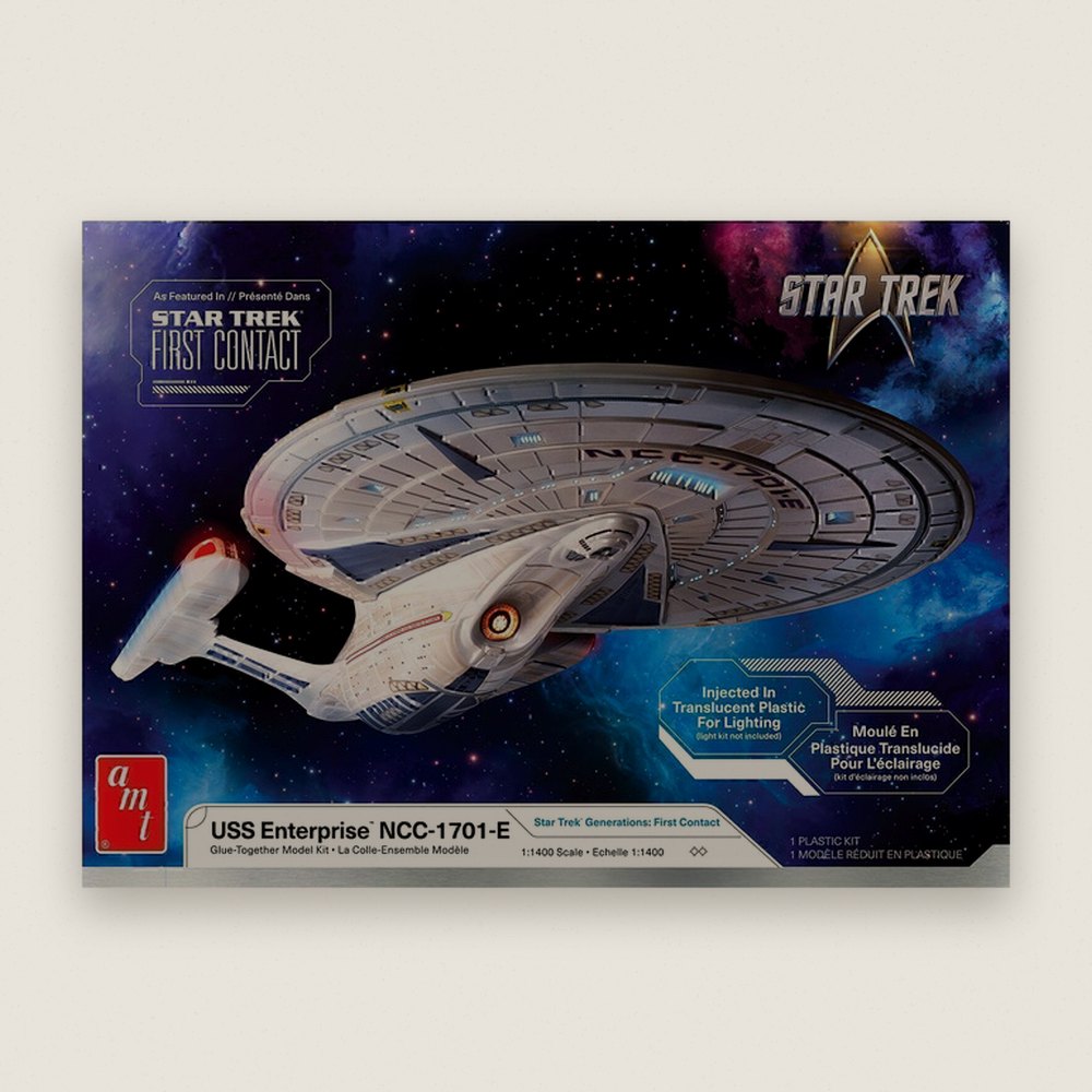 U.S.S. Enterprise NCC-1701-E Translucent, 1:140 Scale - AMT