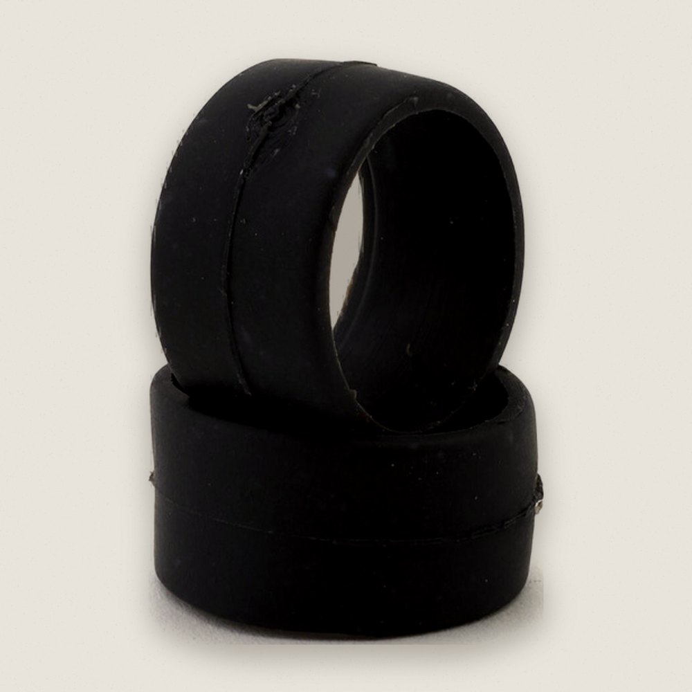 Front Slick Rubber Touring Tires (2), 1/28 Medium Hard - DS Racing