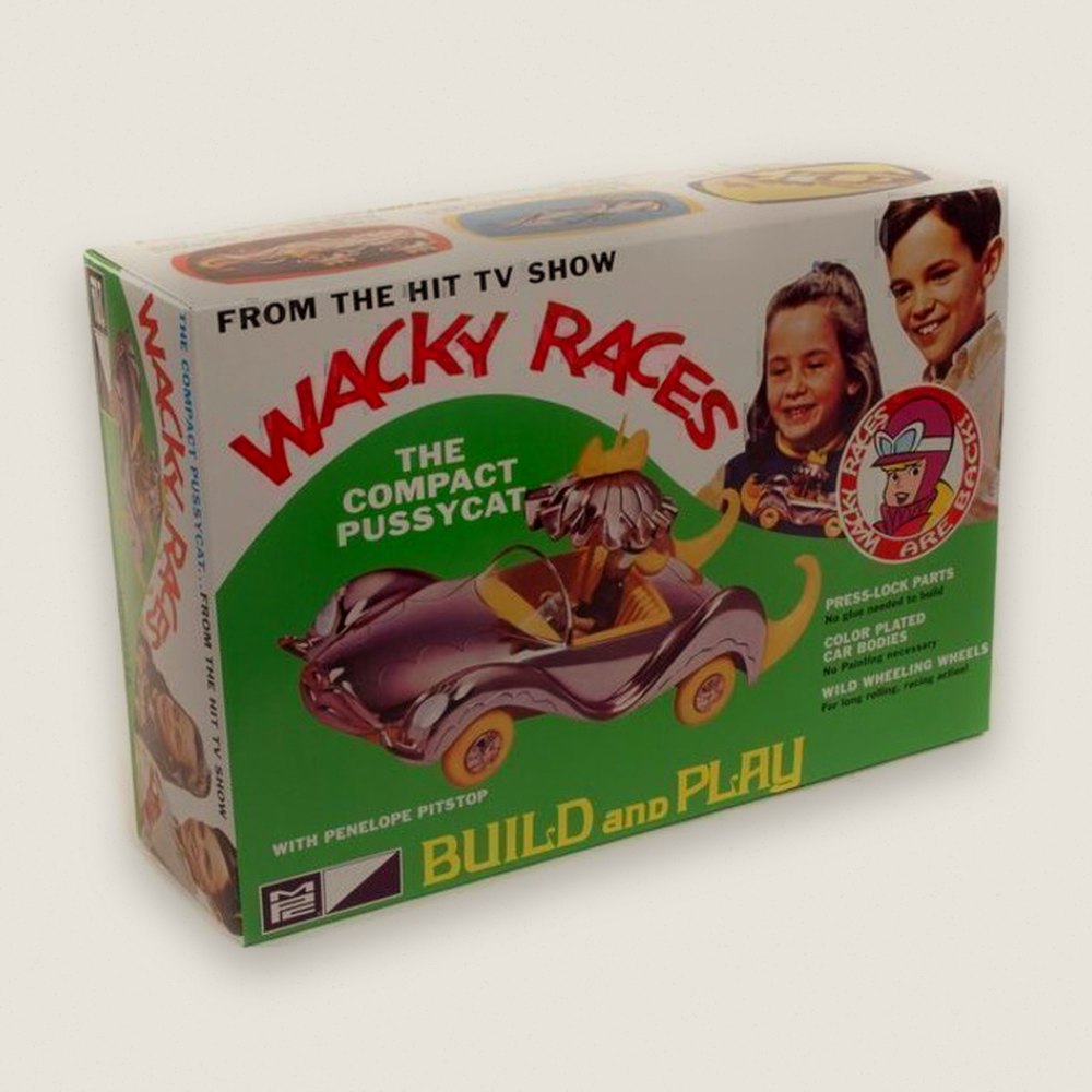 Plastic Model Kit: Compact Pussycat, Wacky Races, 1/32 Snap-Together - MPC