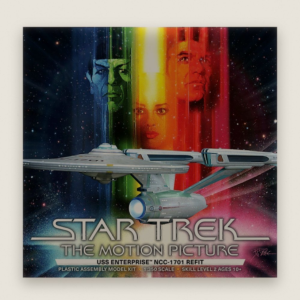 Plastic Model Kit, 1/350 Star Trek U.S.S. Enterprise Refit - Polar Lights