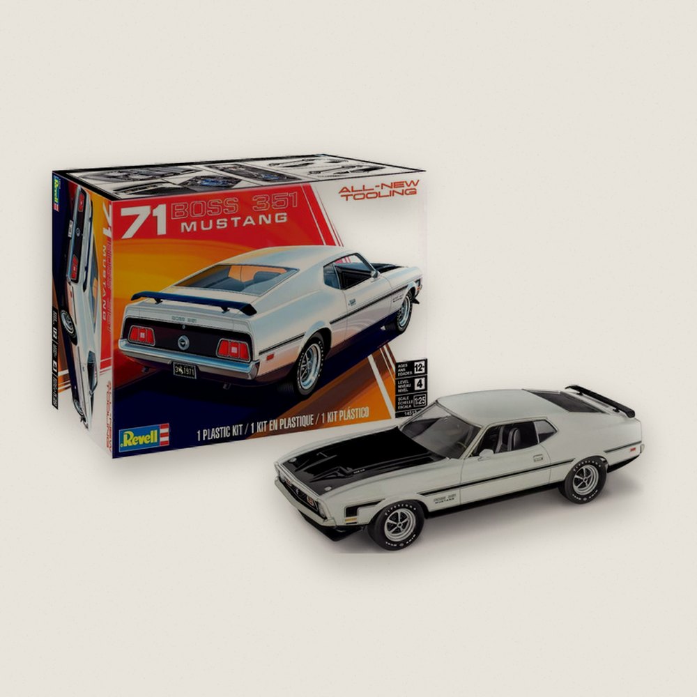 1971 Mustang Boss 351, 1/25 Plastic Model Kit - Revell