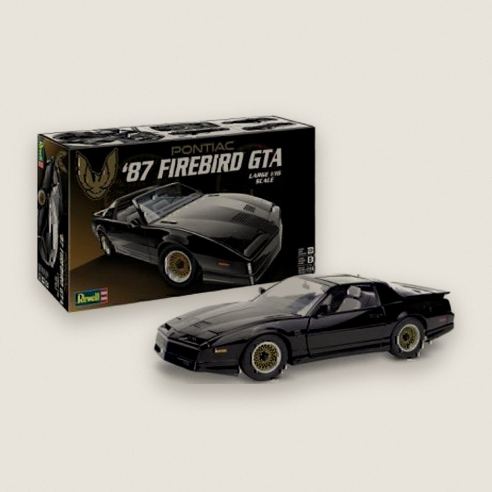 Firebird GTA 1987, 1/16 Plastic Model Kit - Revell