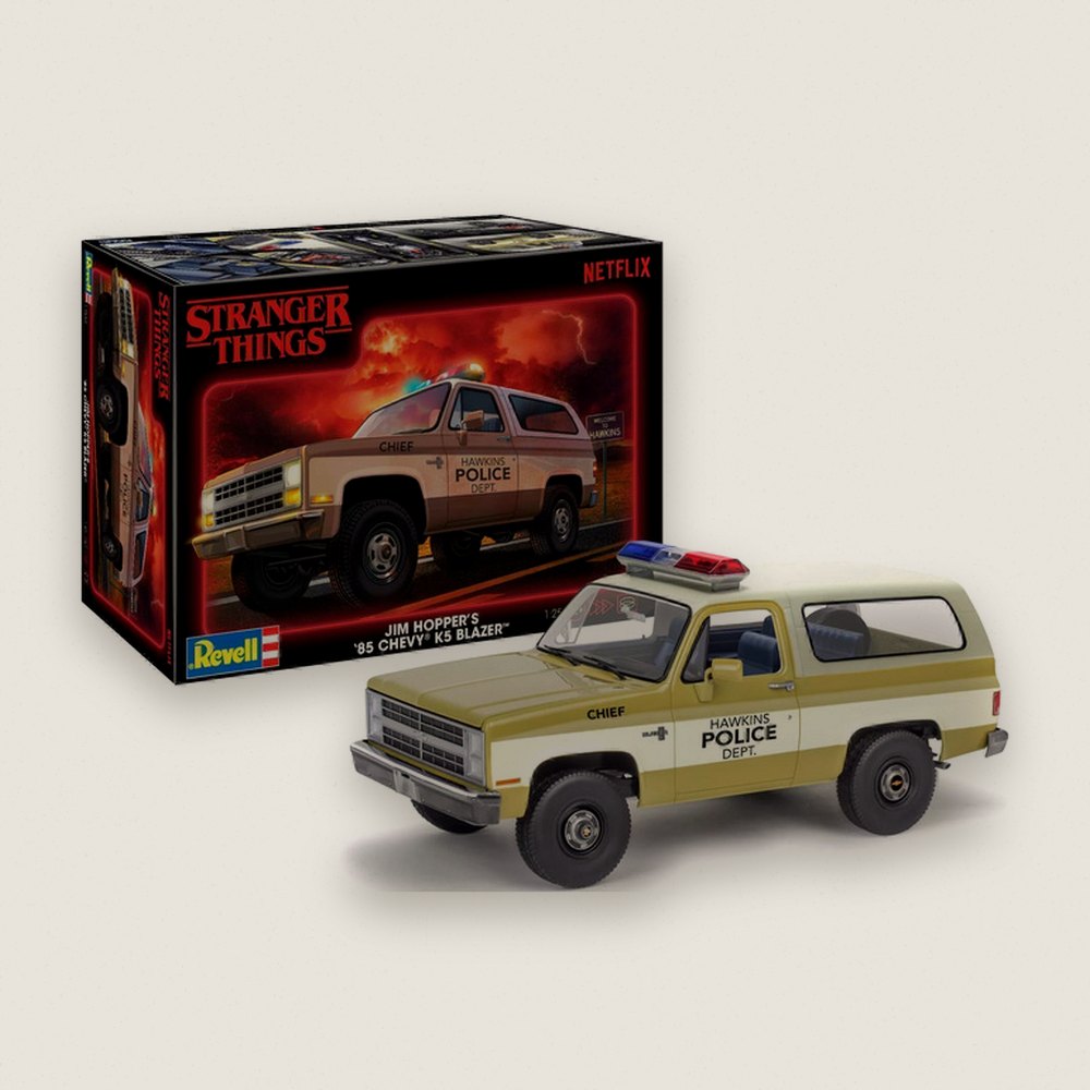 Jim Hopper's 85 K5 Chevy Blazer, Stranger Things, 1/25 - Revell