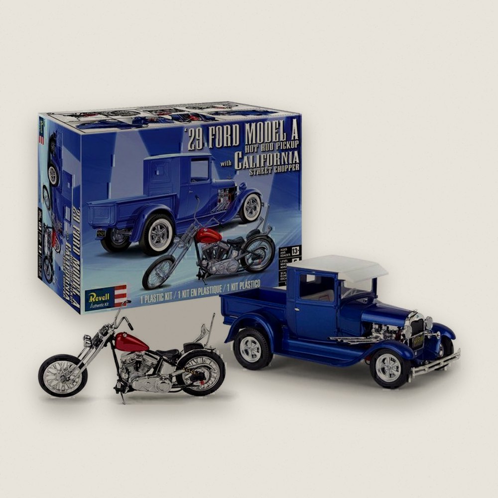 1929 Model A Pickup with California Street Chopper, 1/25 - Revell