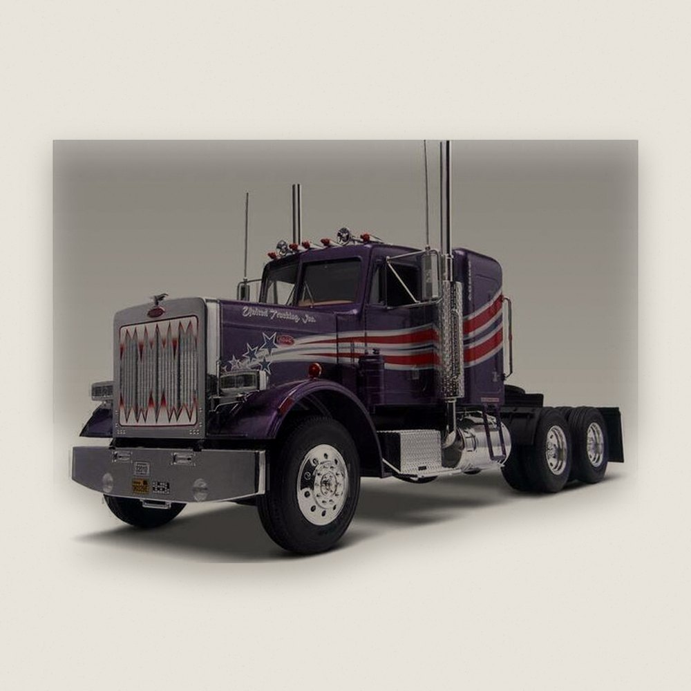 Peterbilt 359 Conventional Semi Tractor, 1/25 - Revell