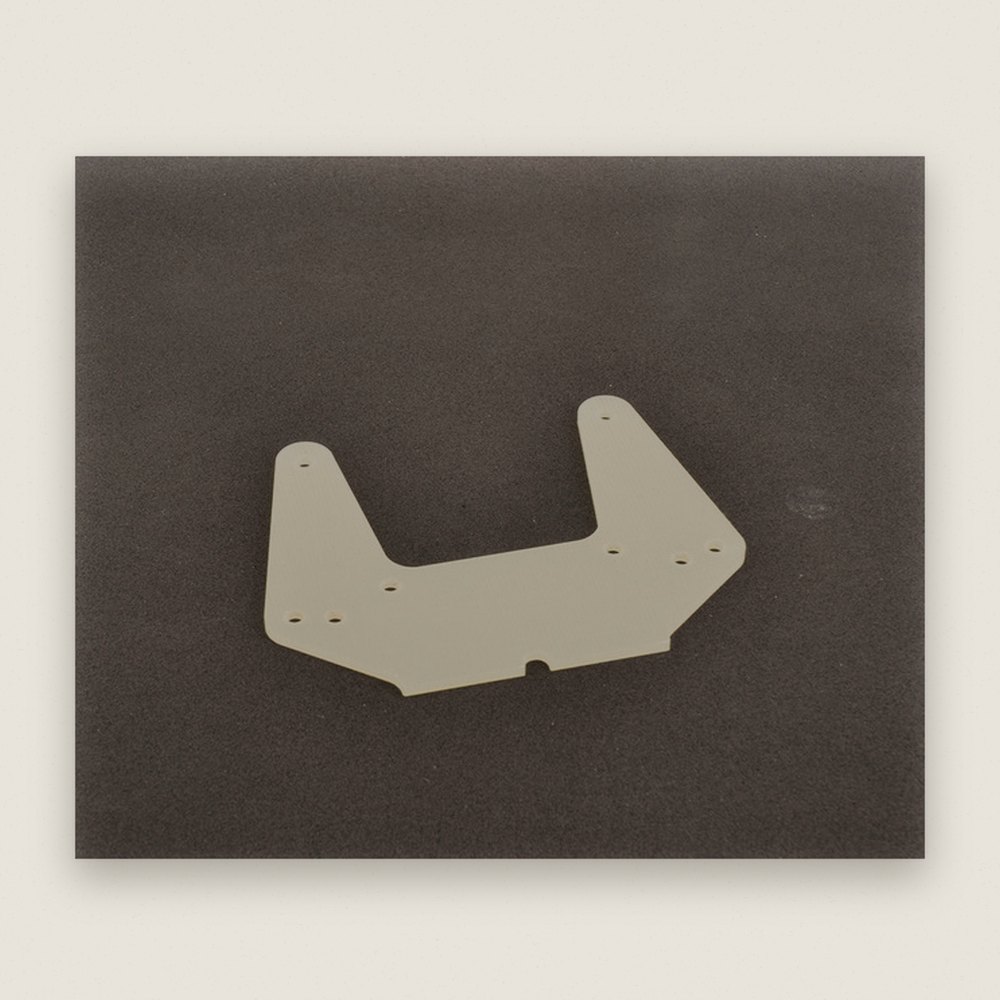 Front Shock Mount F/G for Cougar Classic - Schumacher