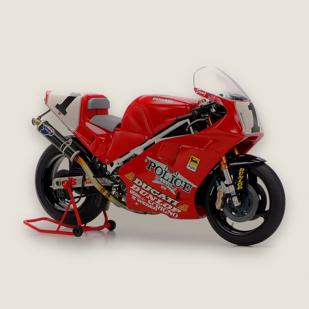 Plastic Model Kit, 1/12 Ducati 888 Superbike Racer - Tamiya