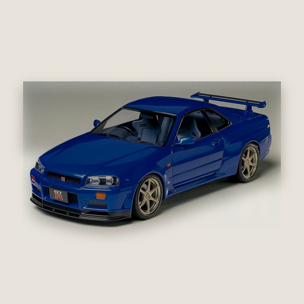 Plastic Model Kit: Nissan Skyline Gt-R V-Spec (R34), 1/24 - Tamiya