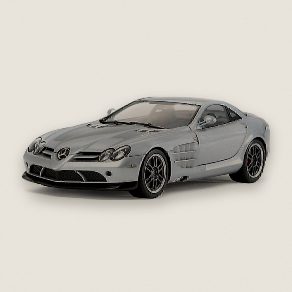 Plastic Model Kit: Mercedes-Benz SLR McLaren 722, 1/24 - Tamiya