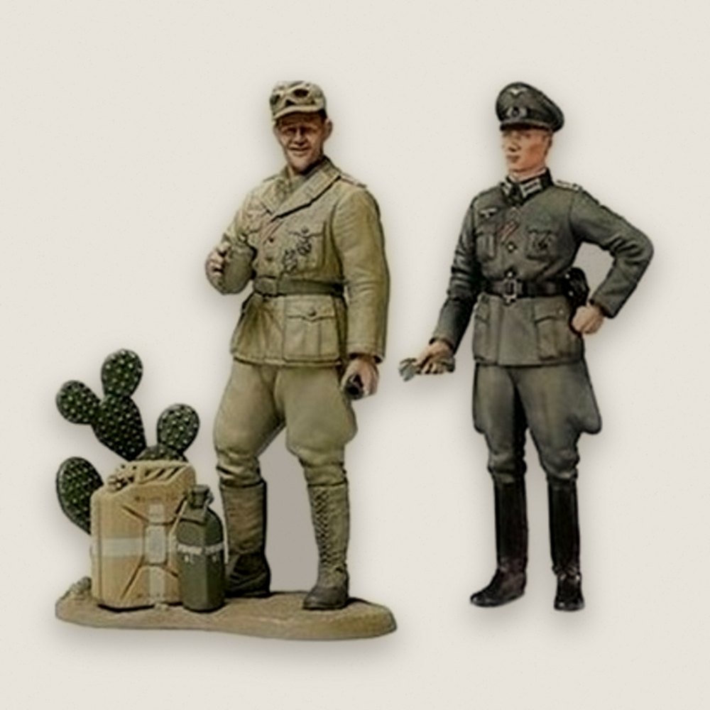Plastic Model: WWII Wehrmacht Officer & Africa Corps Tank Crewman, 1:35 - Tamiya