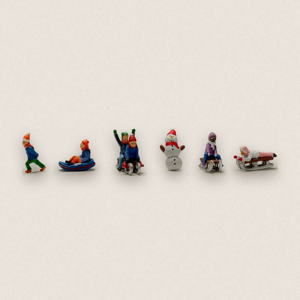 Figure Set, HO Scale: Children Sledding - Woodland Scenics