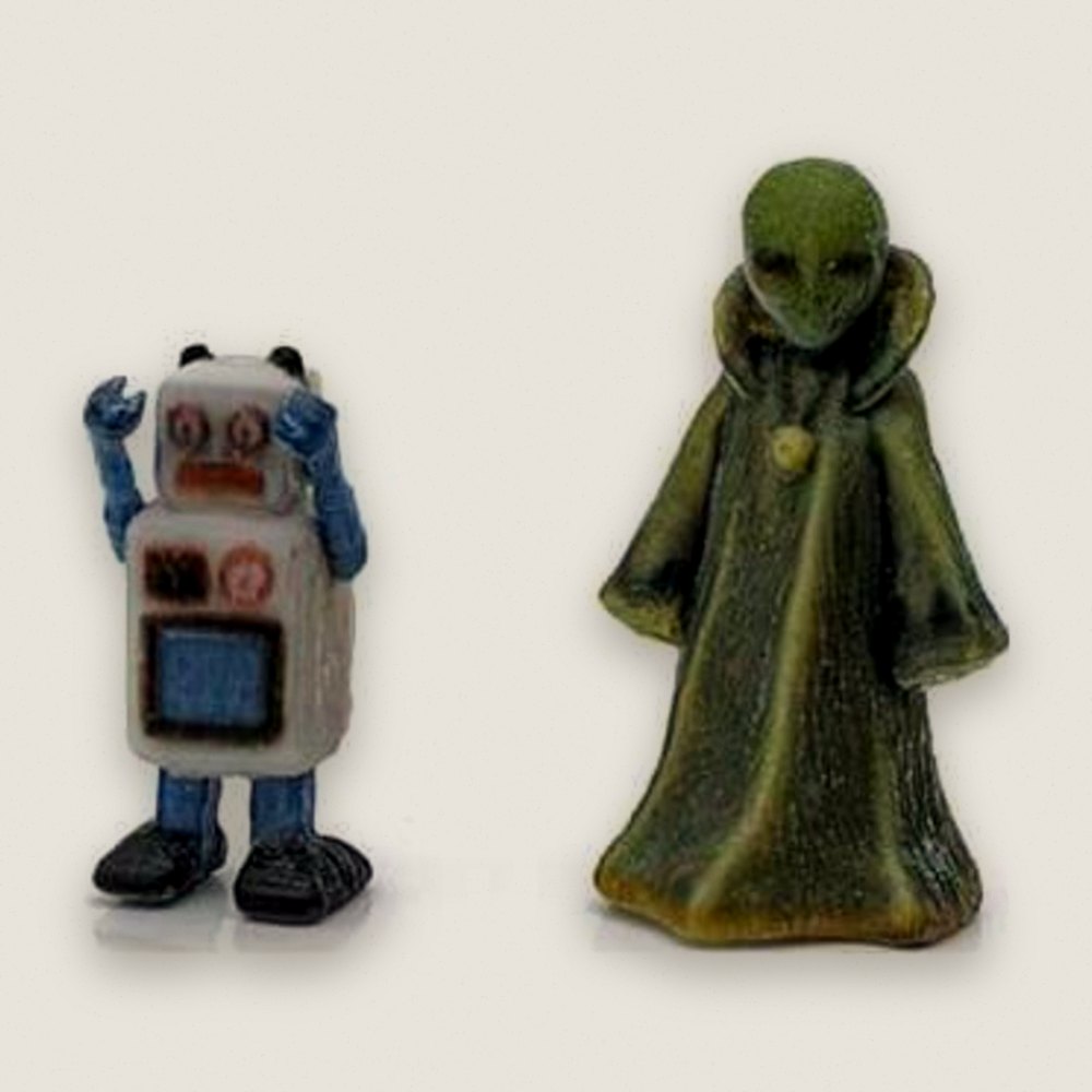 Earth Visitors, 2-Pack, O Scale - Woodland Scenics
