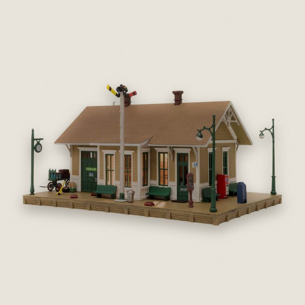 Built-Up Model Building, HO Scale, Danbury Depot - Woodland Scenics