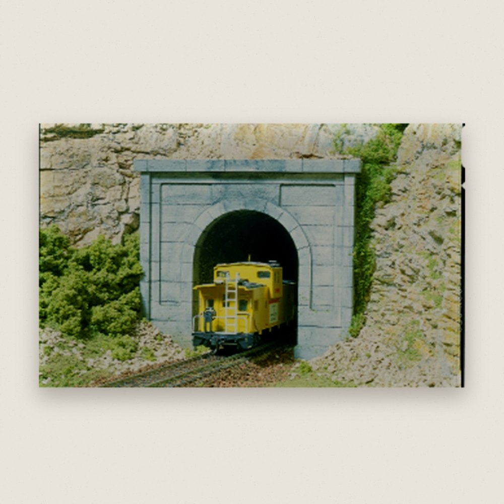 Single Tunnel Portal, N Scale, Concrete 2 - Woodland Scenics