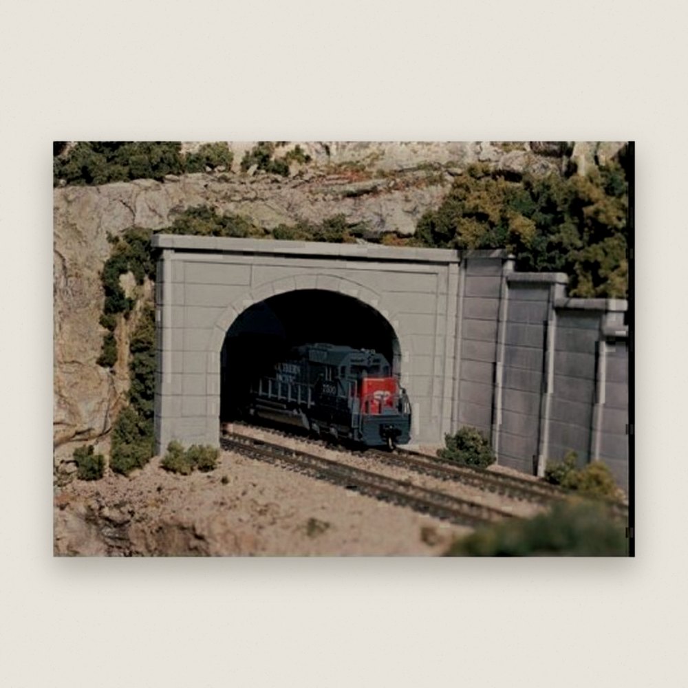 HO Double Tunnel Portal, Concrete - Woodland Scenics