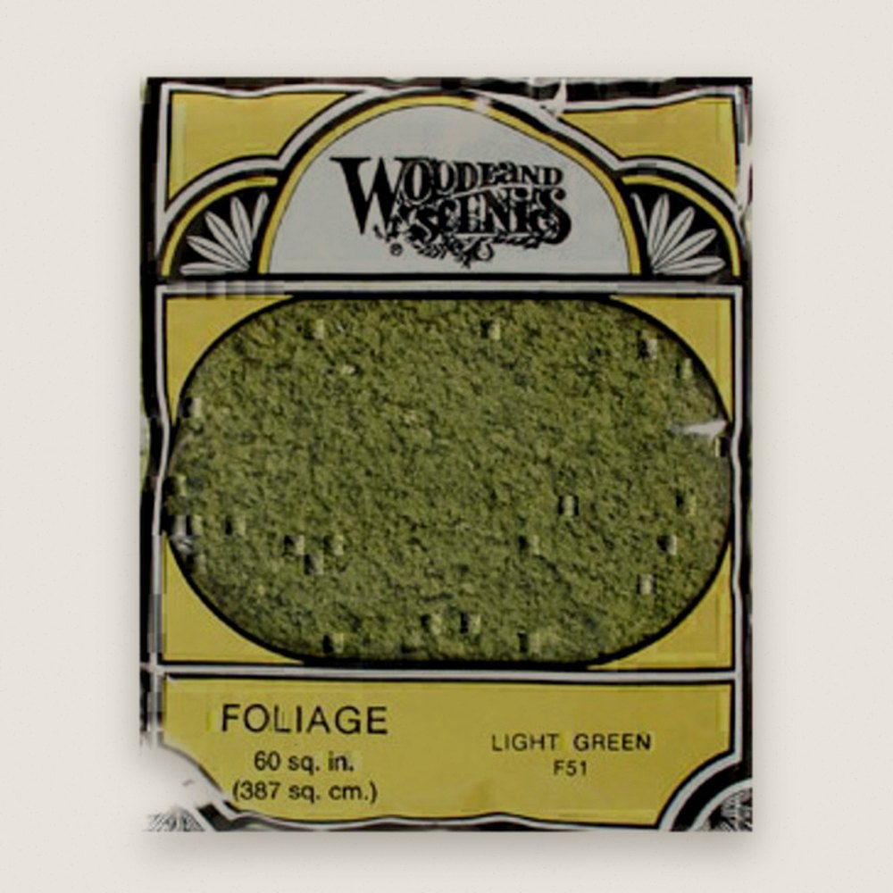 Foliage Bag, Light Green, 90.7 Square Inches - Woodland Scenics